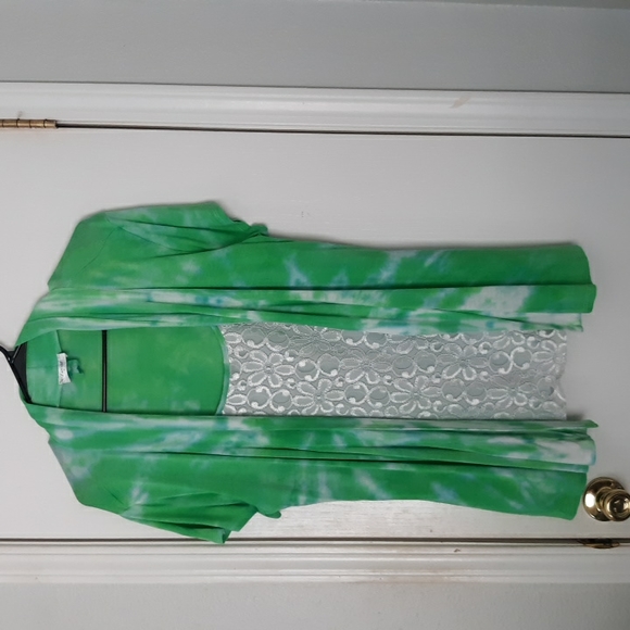 Lavish Faux-Layer Top Lace and Tie Dye Spring Blouse - Picture 1 of 4